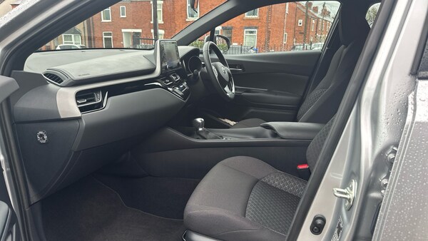 Used Toyota C-HR 2023 for sale - 76149149: Photo 10