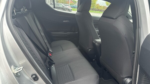Used Toyota C-HR 2023 for sale - 76149149: Photo 12