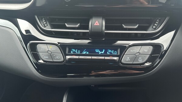 Used Toyota C-HR 2023 for sale - 76149149: Photo 28
