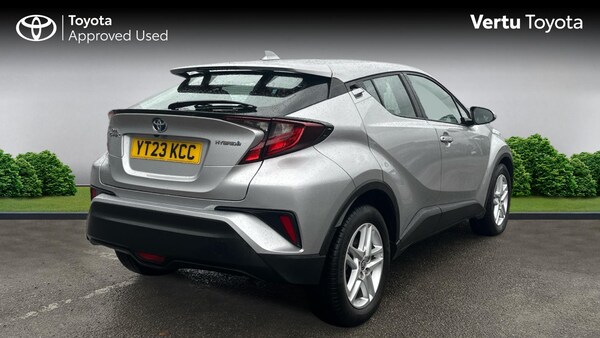 Used Toyota C-HR 2023 for sale - 76149149: Photo 2
