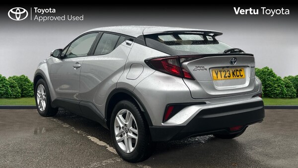 Used Toyota C-HR 2023 for sale - 76149149: Photo 4