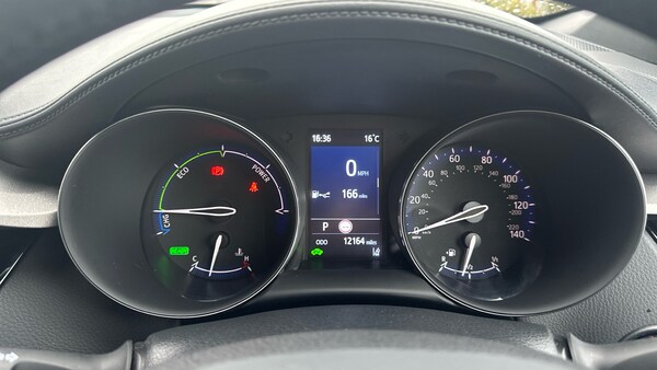 Used Toyota C-HR 2023 for sale - 76149149: Photo 9
