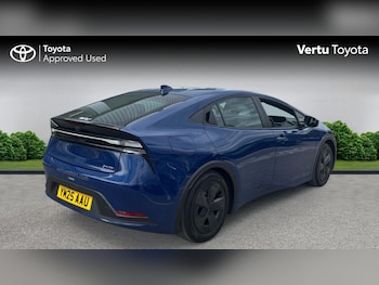 Used Toyota Prius 2025 for sale - 76921193: Photo