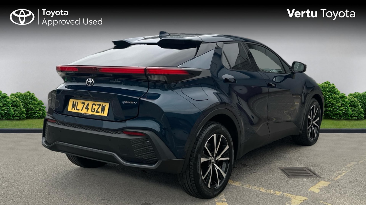 Used Toyota C-HR 2024 for sale - 76265927: Photo 2