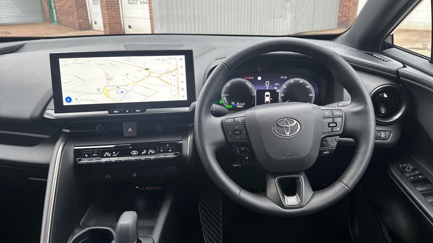 Used Toyota C-HR 2024 for sale - 76265927: Photo 6