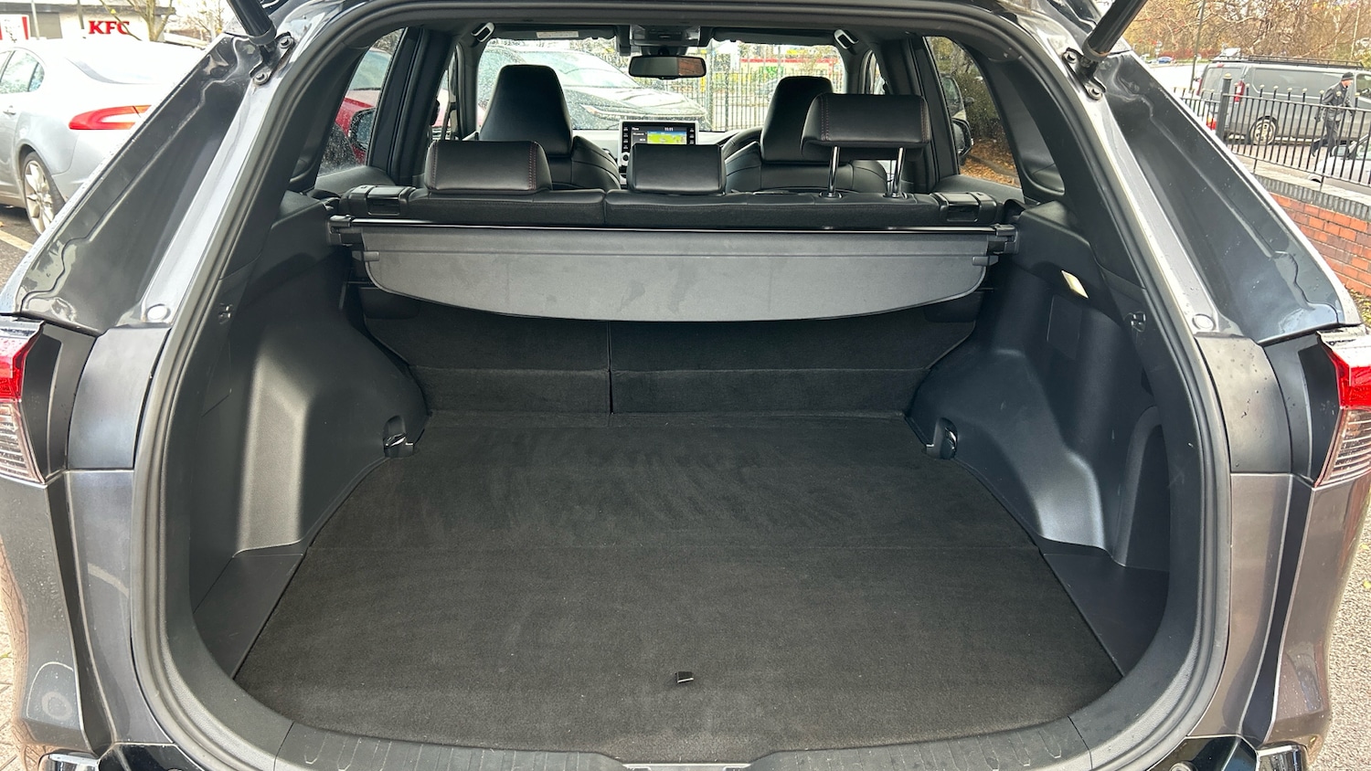 Used Toyota RAV4 2022 for sale - 76640944: Photo 14