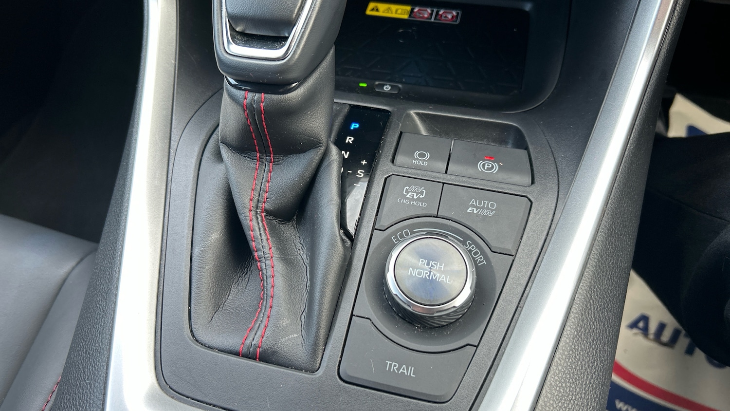 Used Toyota RAV4 2022 for sale - 76640944: Photo 24