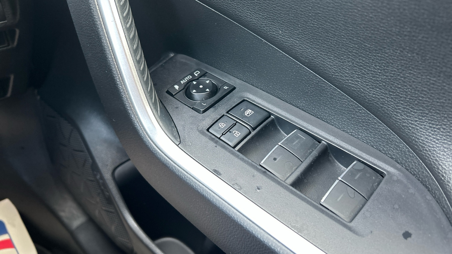 Used Toyota RAV4 2022 for sale - 76640944: Photo 28