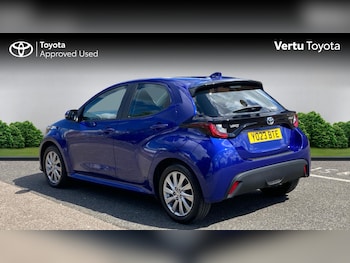 Used Toyota Yaris 2023 for sale - 78813002: Photo