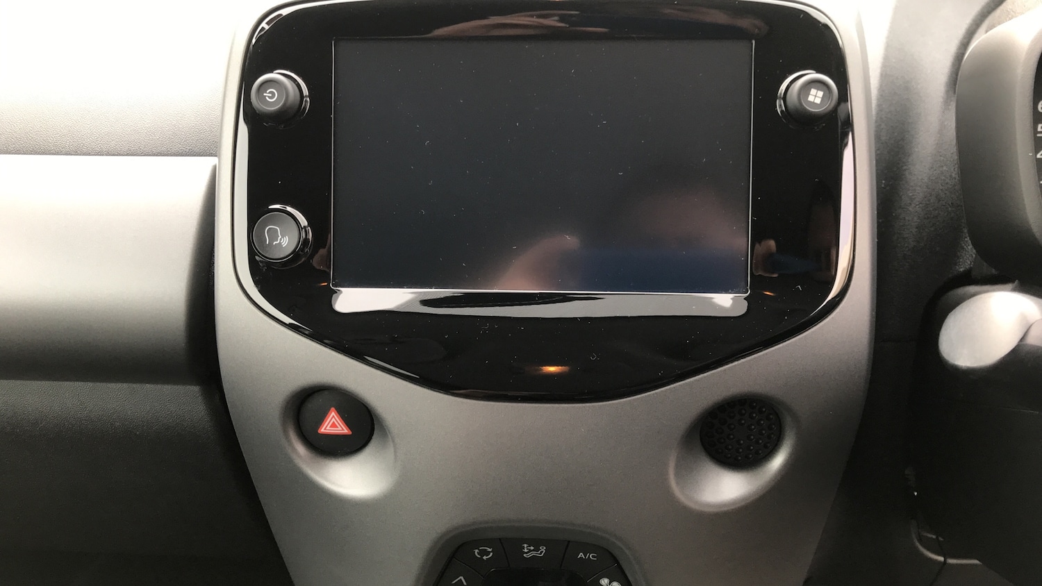 Used Toyota AYGO 2020 for sale - 76384875: Photo 26