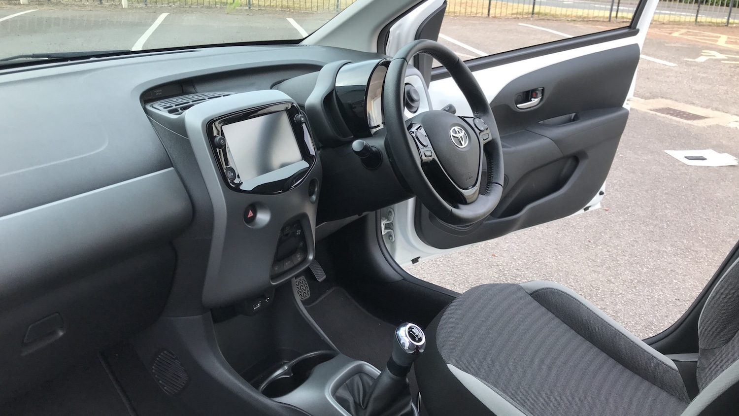 Used Toyota AYGO 2020 for sale - 76384875: Photo 9