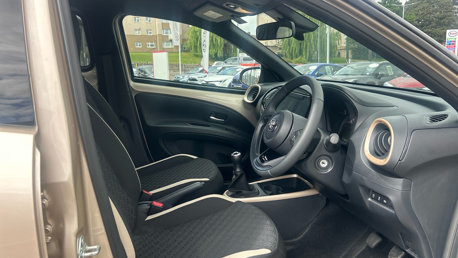 Used Toyota Aygo X 2025 for sale - 76637254: Photo 11