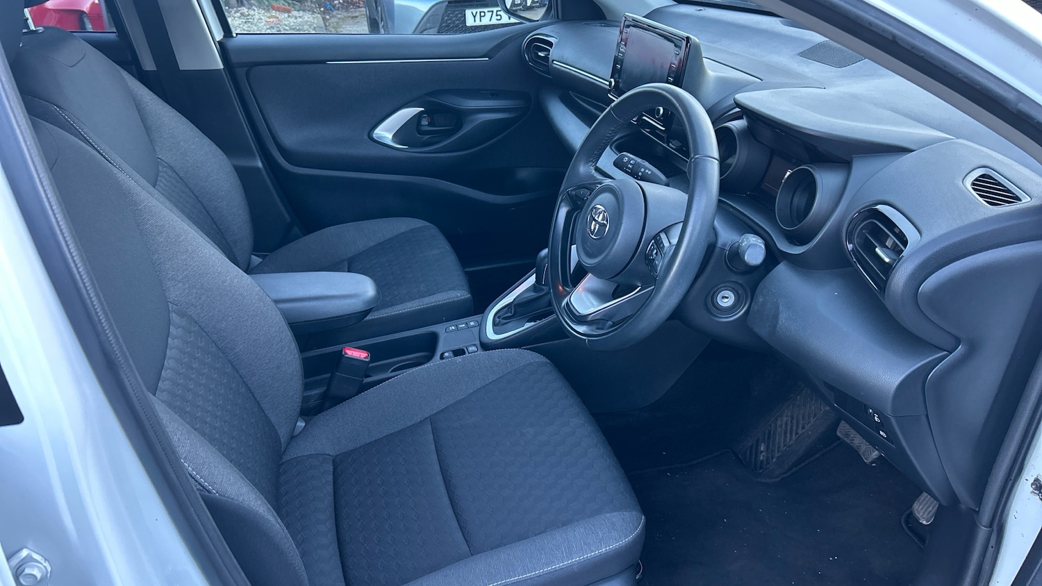 Used Toyota Yaris 2023 for sale - 77116389: Photo 11