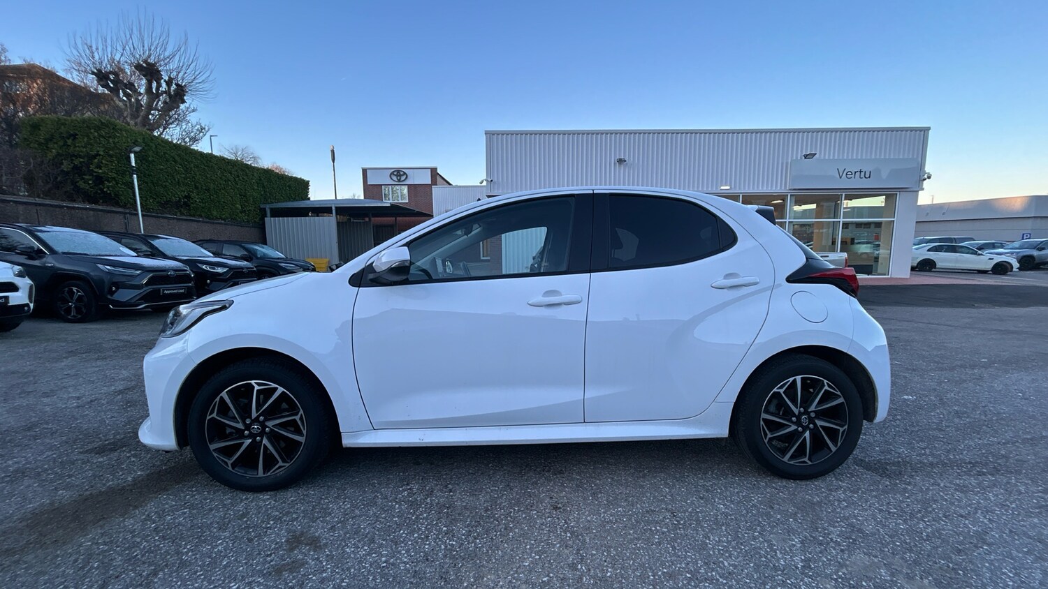 Used Toyota Yaris 2023 for sale - 77116389: Photo 17