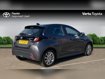 Used Toyota Yaris 2023 for sale - 78067343: Photo