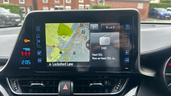 Used Toyota C-HR 2019 for sale - 76320003: Photo 7