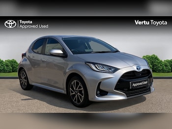 Used Toyota Yaris 2022 for sale - 75638036: Photo