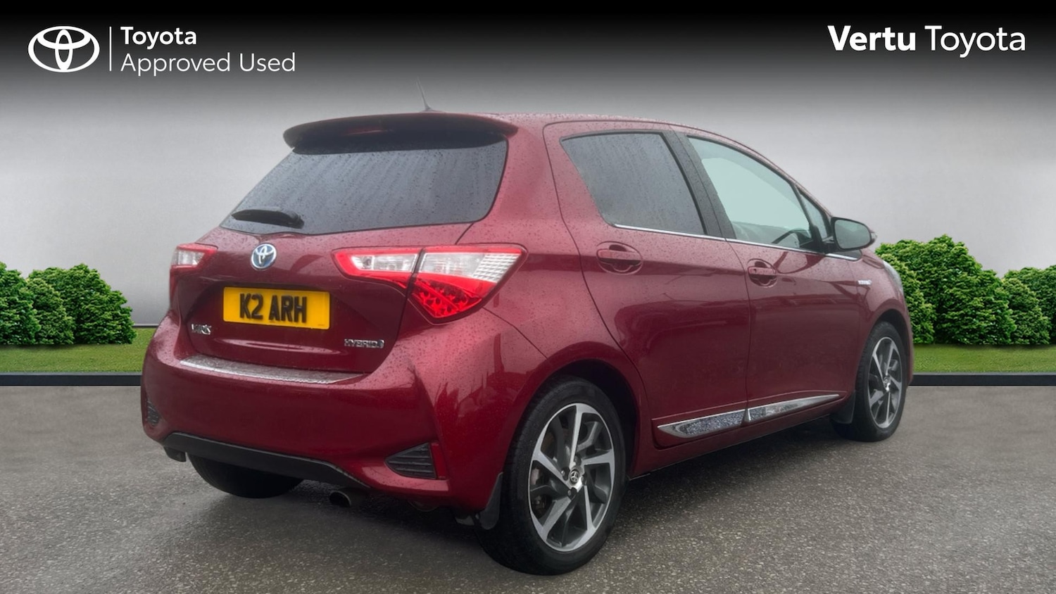 Used Toyota Yaris 2018 for sale - 77746561: Photo 2