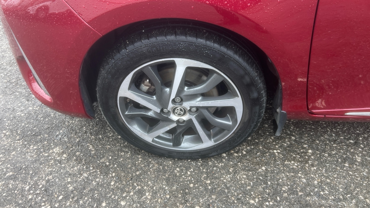 Used Toyota Yaris 2018 for sale - 77746561: Photo 30