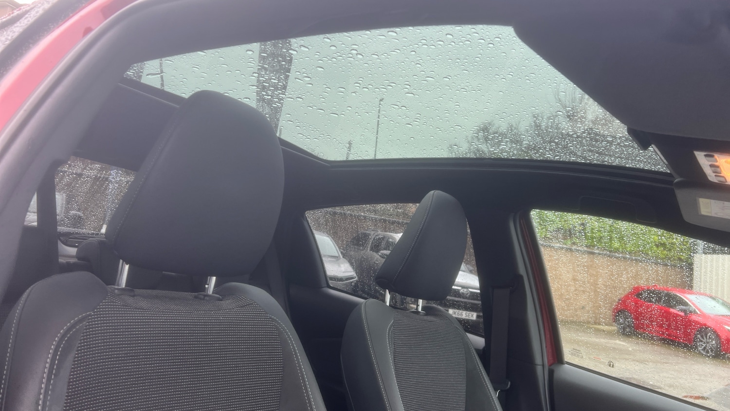 Used Toyota Yaris 2018 for sale - 77746561: Photo 34