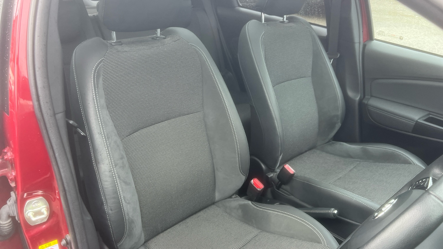 Used Toyota Yaris 2018 for sale - 77746561: Photo 35