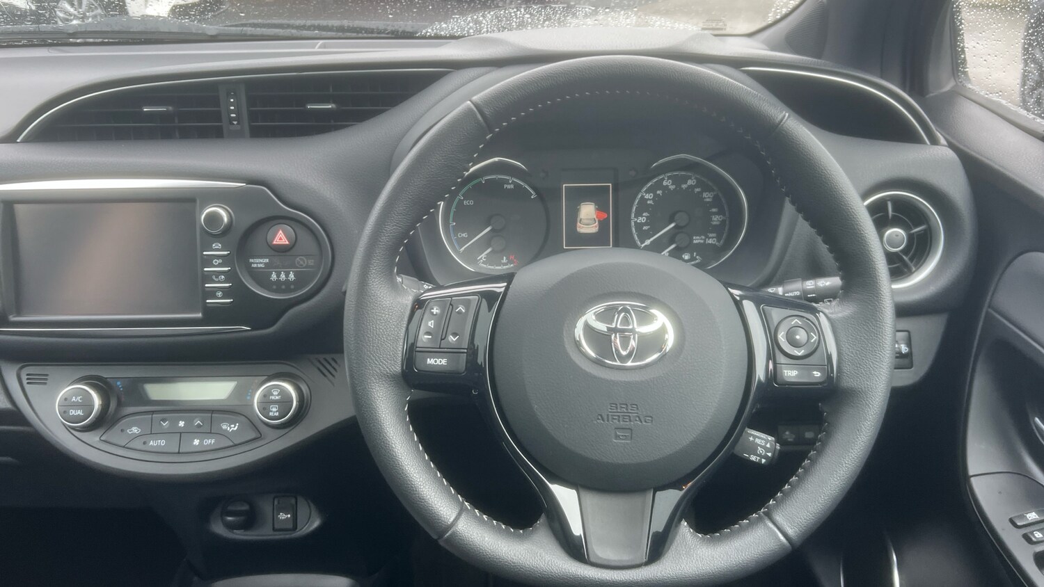 Used Toyota Yaris 2018 for sale - 77746561: Photo 6