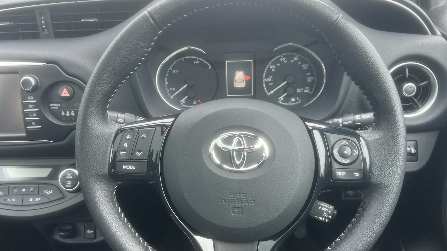 Used Toyota Yaris 2018 for sale - 77746561: Photo 8