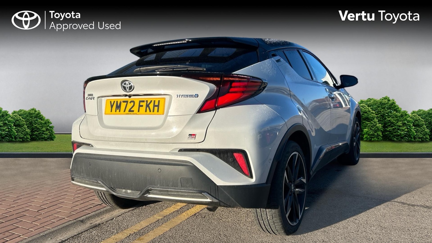 Used Toyota C-HR 2023 for sale - 77171022: Photo 2