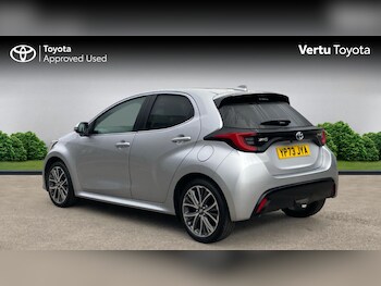 Used Toyota Yaris 2023 for sale - 77917669: Photo