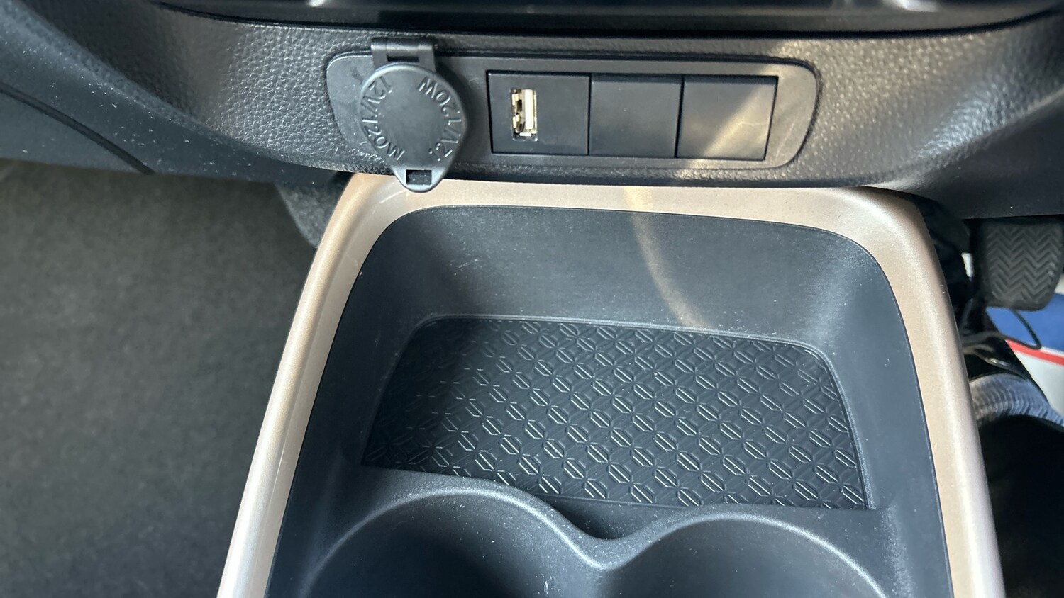 Used Toyota Aygo X 2023 for sale - 78190110: Photo 41