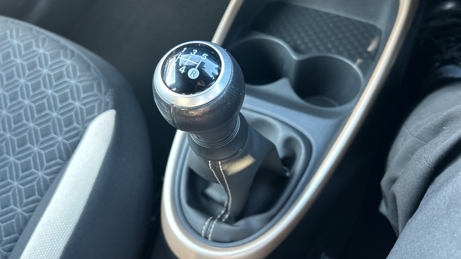 Used Toyota Aygo X 2023 for sale - 78190110: Photo 42