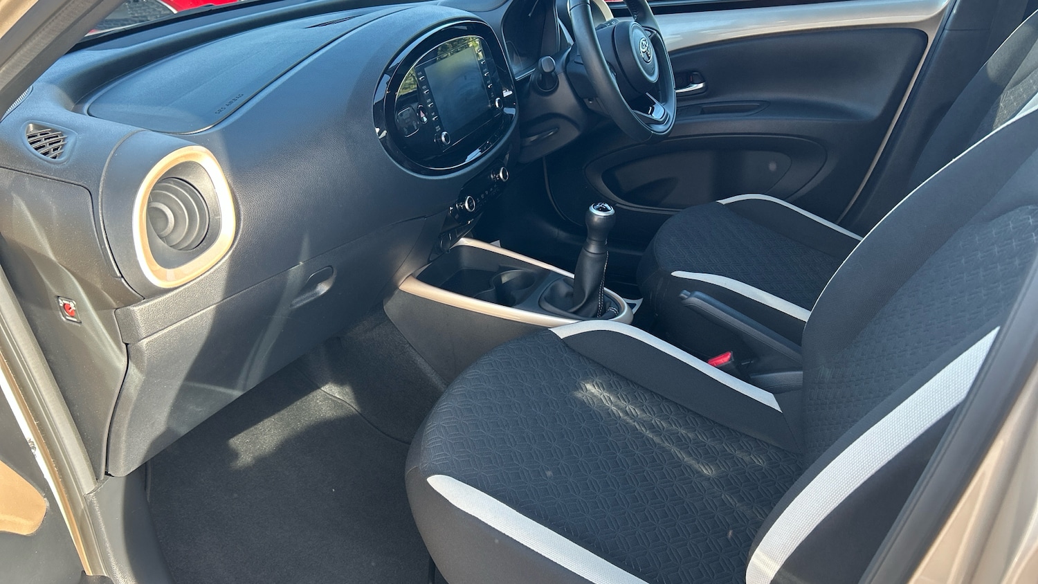 Used Toyota Aygo X 2023 for sale - 78190110: Photo 5