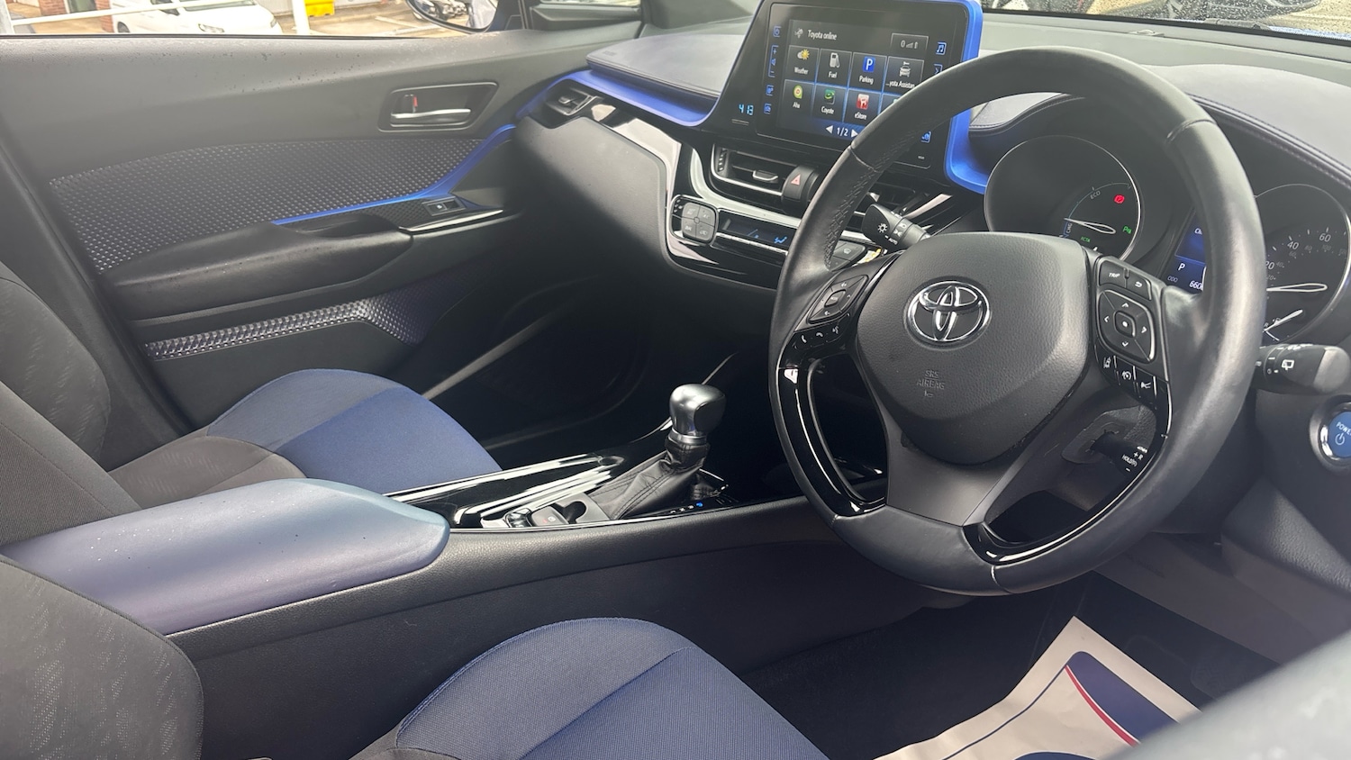 Used Toyota C-HR 2017 for sale - 76101273: Photo 11