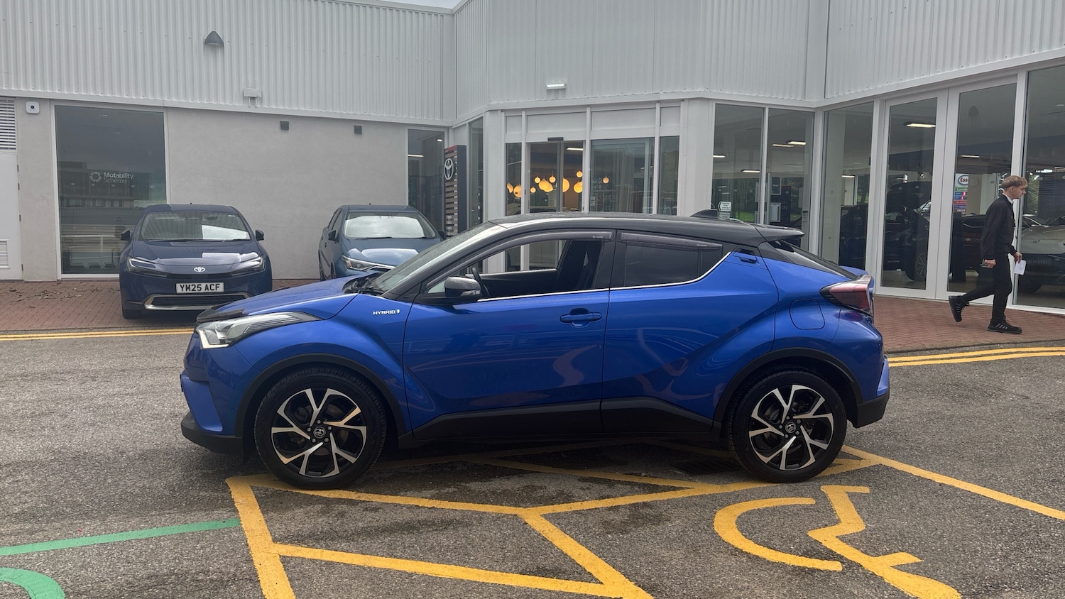 Used Toyota C-HR 2017 for sale - 76101273: Photo 17