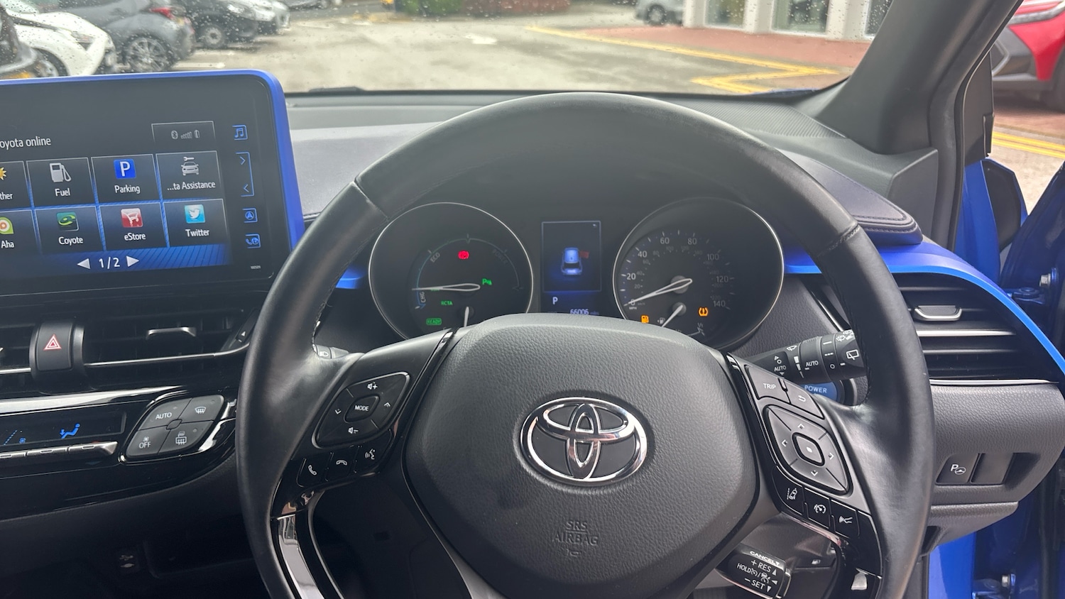 Used Toyota C-HR 2017 for sale - 76101273: Photo 8