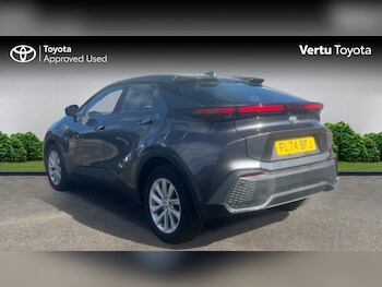 Used Toyota C-HR 2024 for sale - 78366008: Photo
