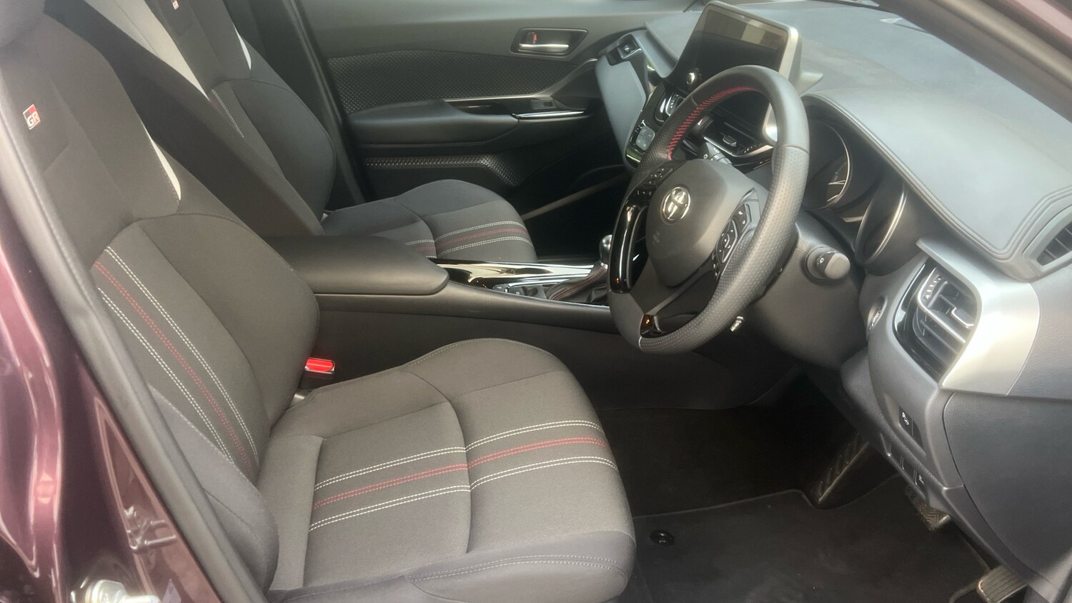 Used Toyota C-HR 2023 for sale - 76234557: Photo 11