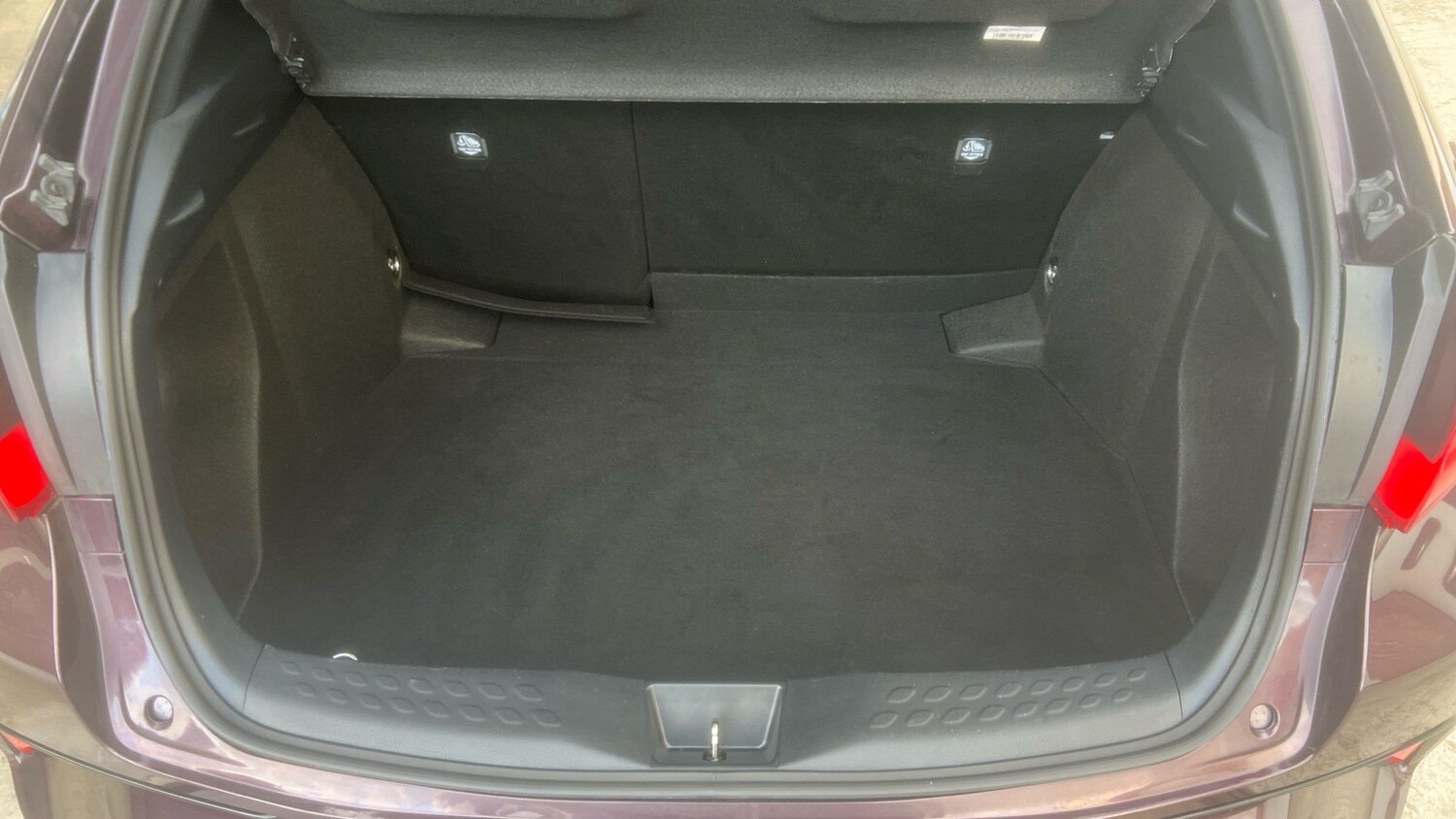 Used Toyota C-HR 2023 for sale - 76234557: Photo 14