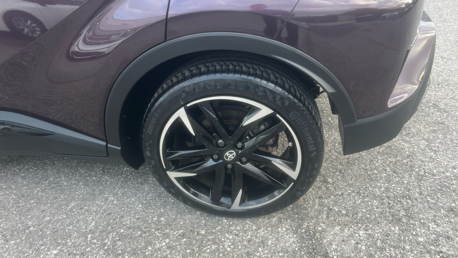 Used Toyota C-HR 2023 for sale - 76234557: Photo 32