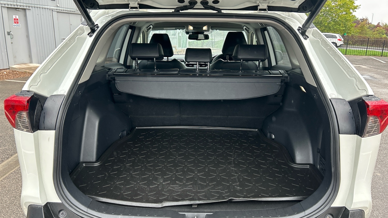 Used Toyota RAV4 2022 for sale - 76005869: Photo 14
