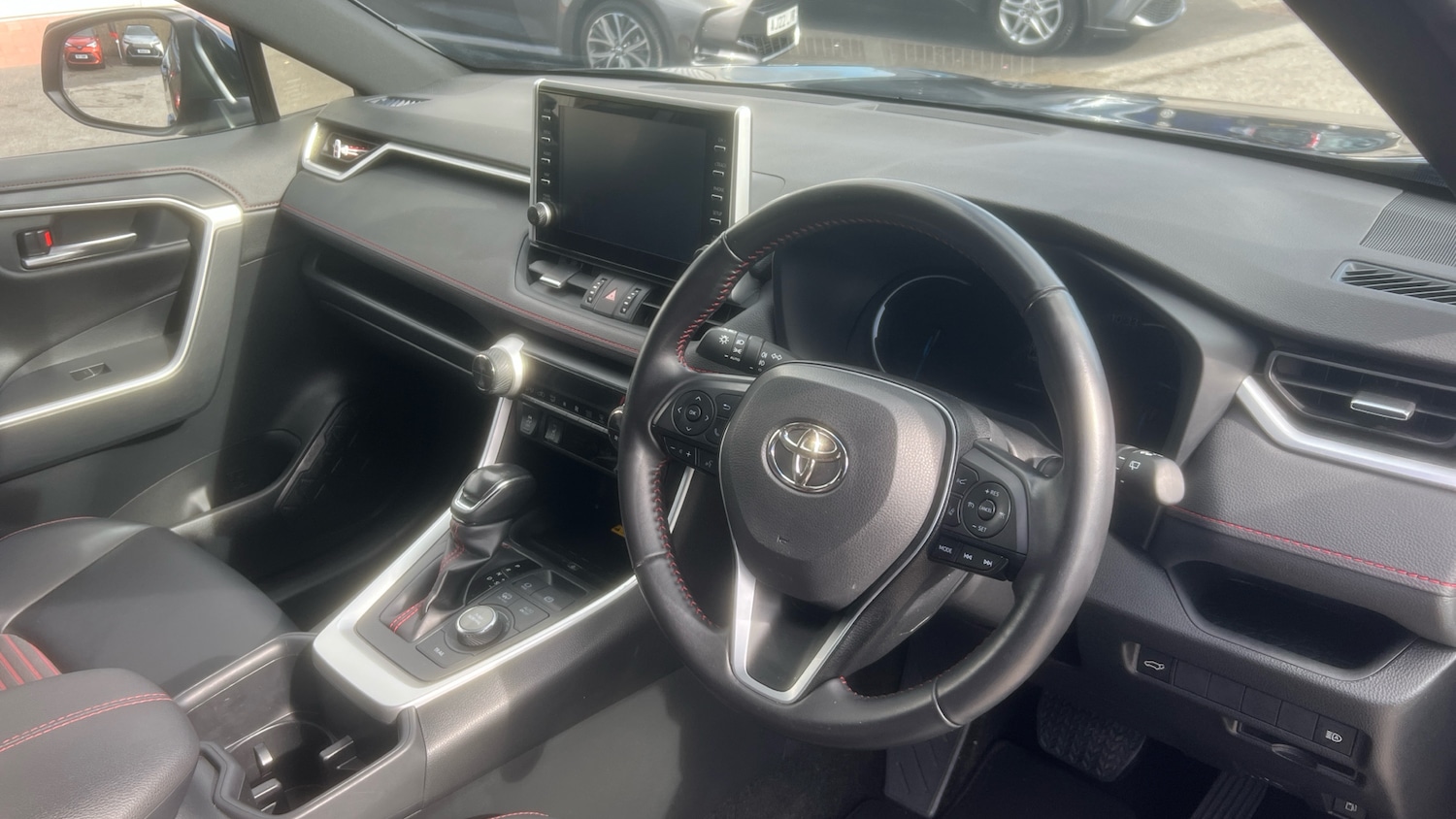 Used Toyota RAV4 2022 for sale - 76005869: Photo 38