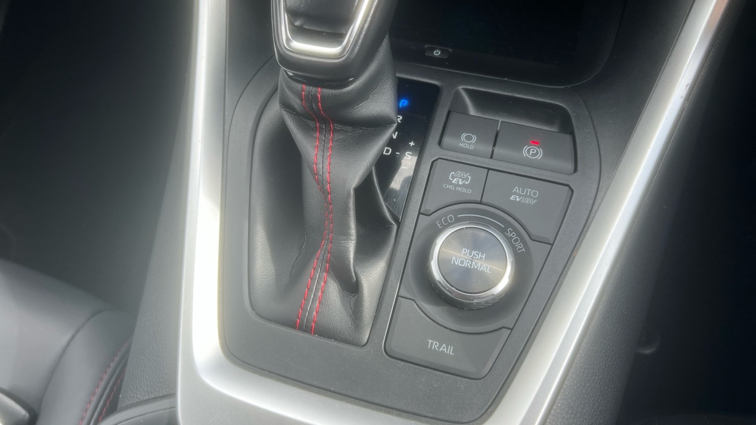 Used Toyota RAV4 2022 for sale - 76005869: Photo 45