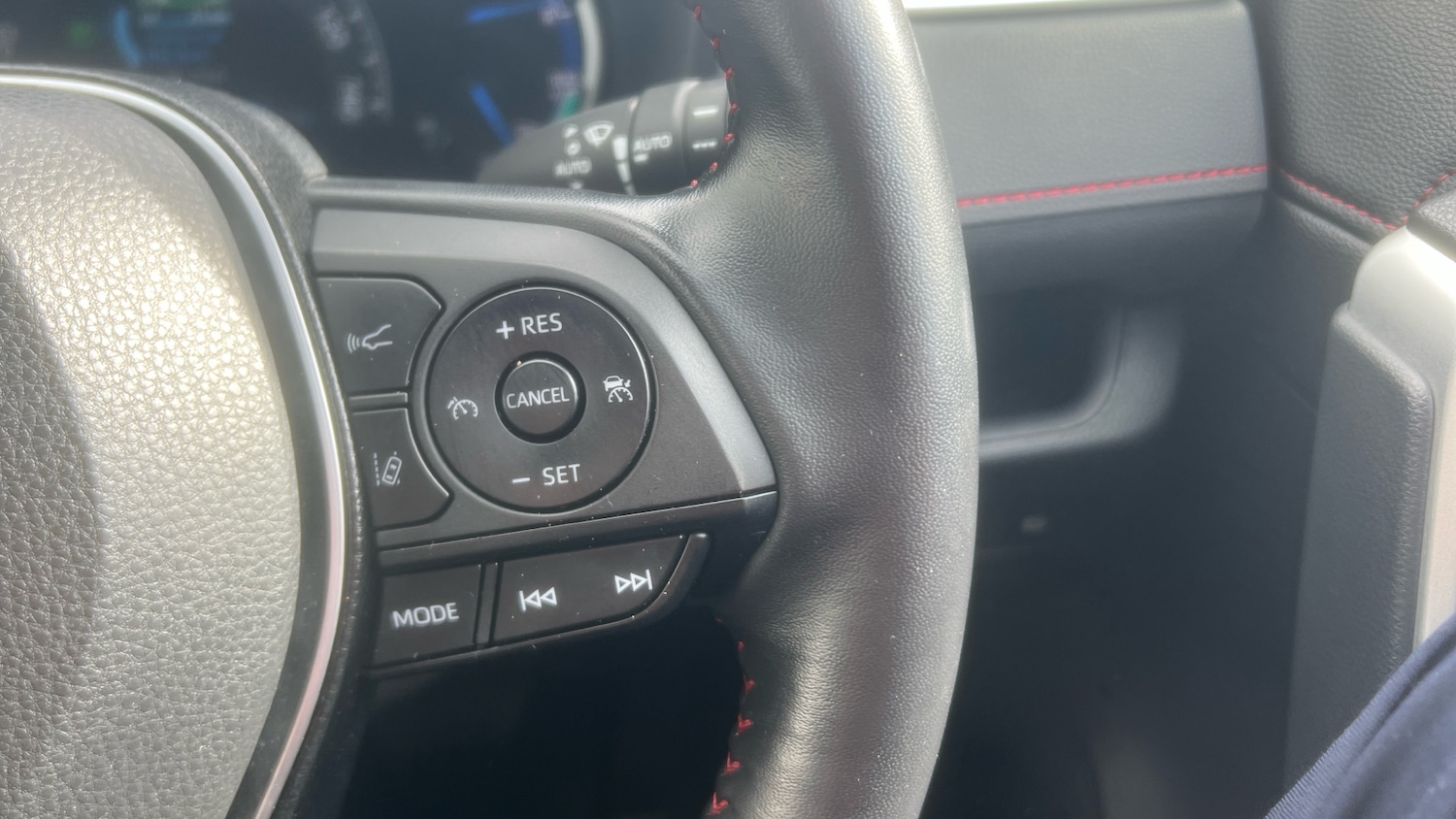 Used Toyota RAV4 2022 for sale - 76005869: Photo 48