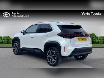 Used Toyota Yaris Cross 2024 for sale - 77951358: Photo