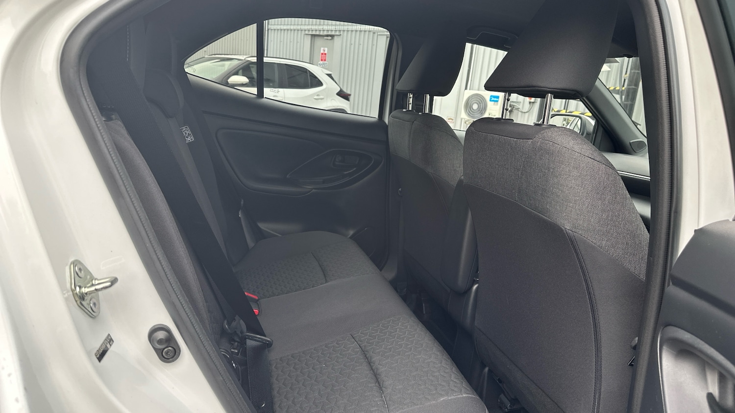Used Toyota Yaris Cross 2023 for sale - 76117300: Photo 12