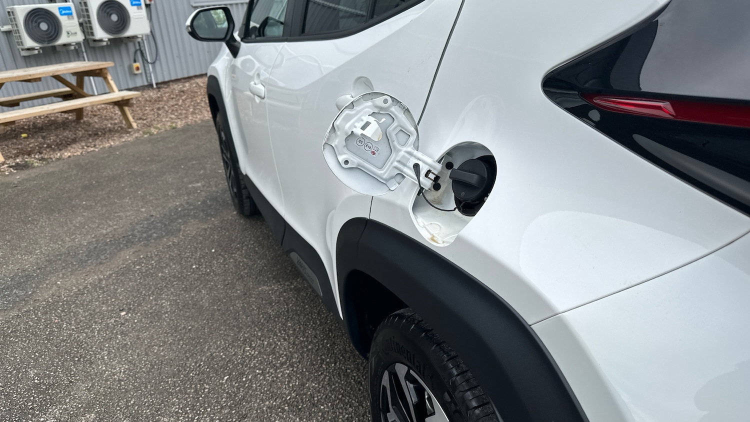 Used Toyota Yaris Cross 2023 for sale - 76117300: Photo 35