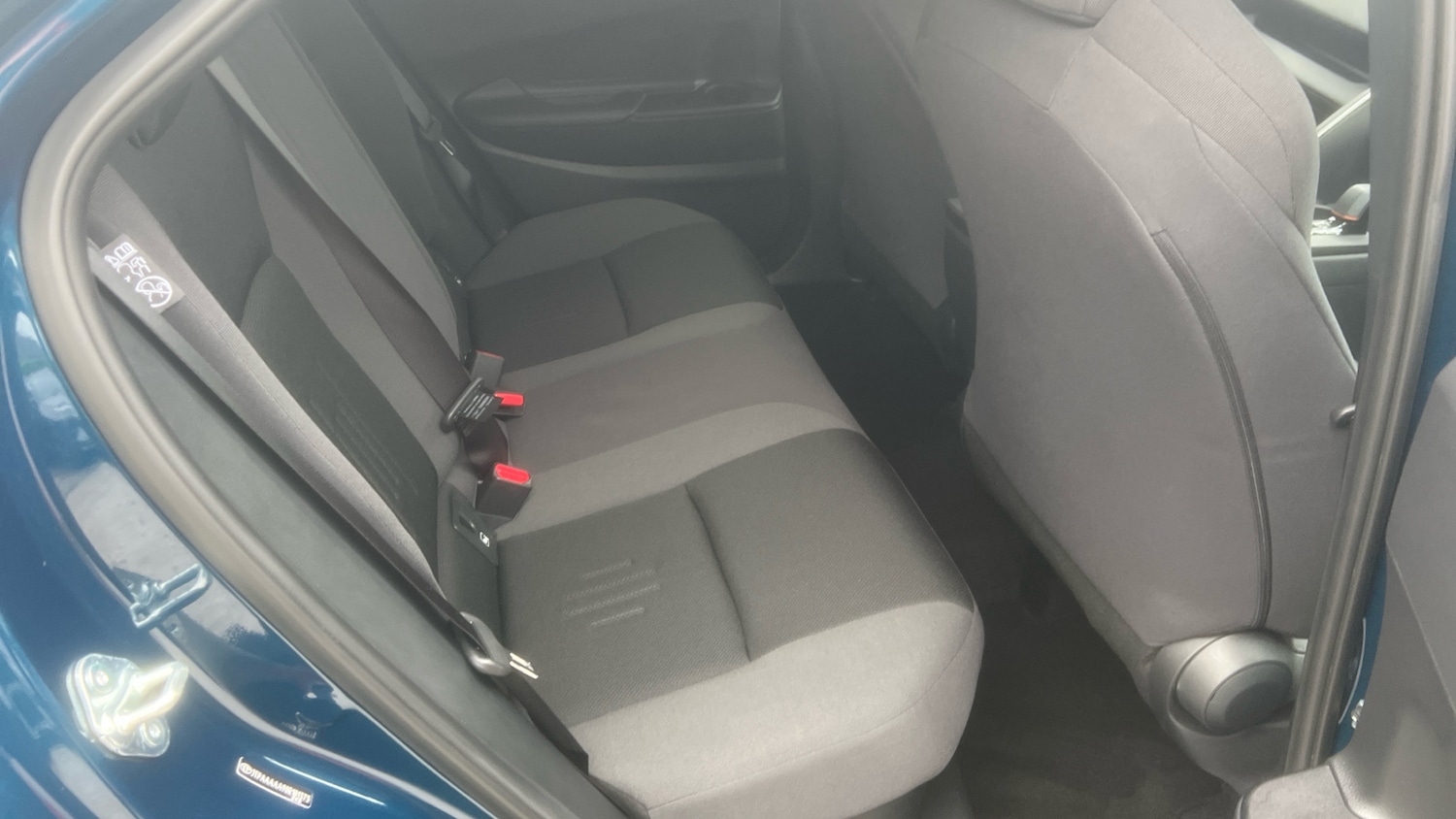Used Toyota C-HR 2025 for sale - 76157673: Photo 12