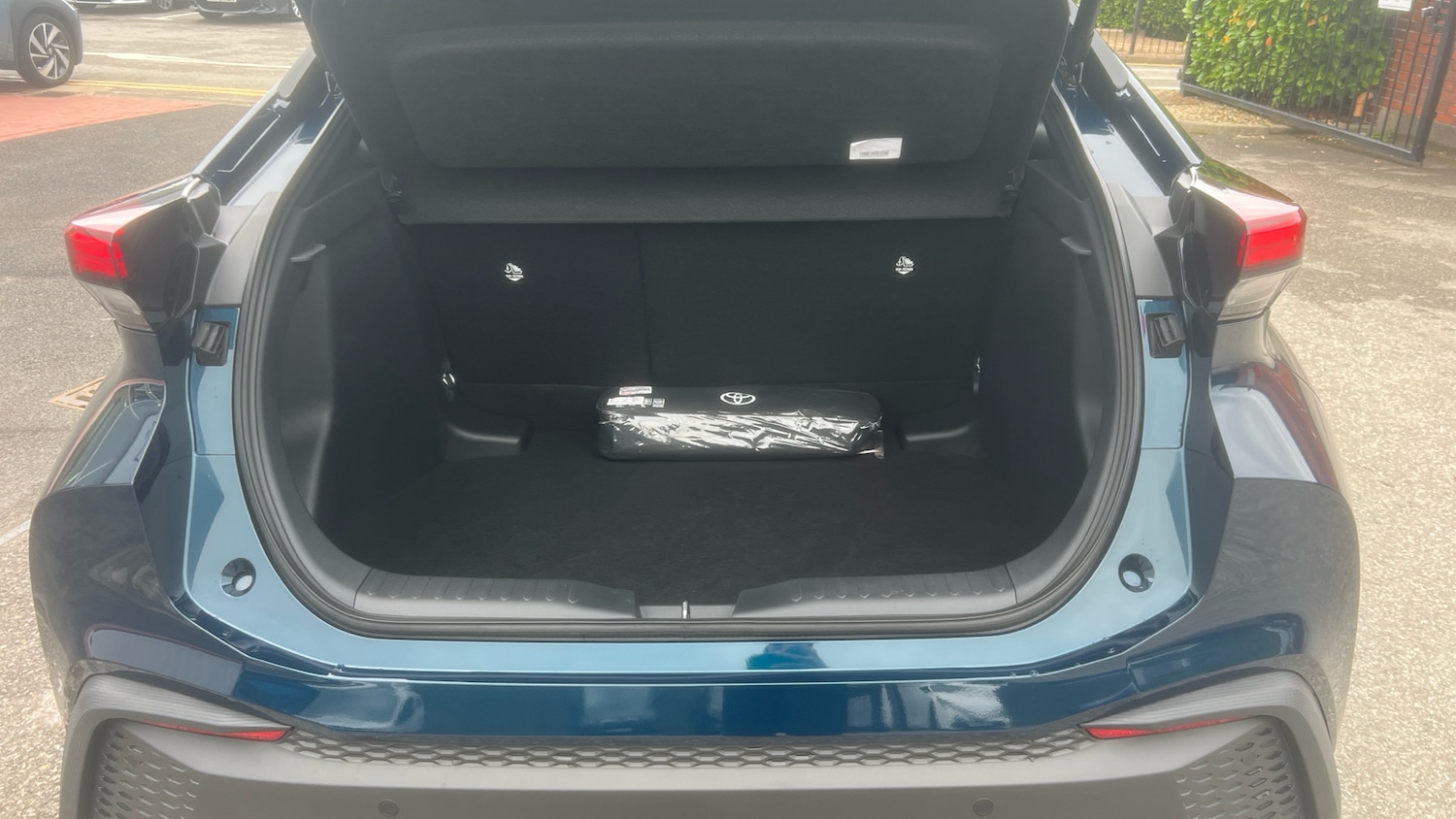 Used Toyota C-HR 2025 for sale - 76157673: Photo 14