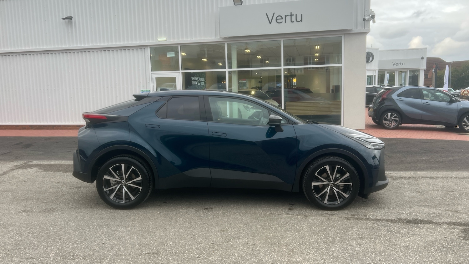 Used Toyota C-HR 2025 for sale - 76157673: Photo 16
