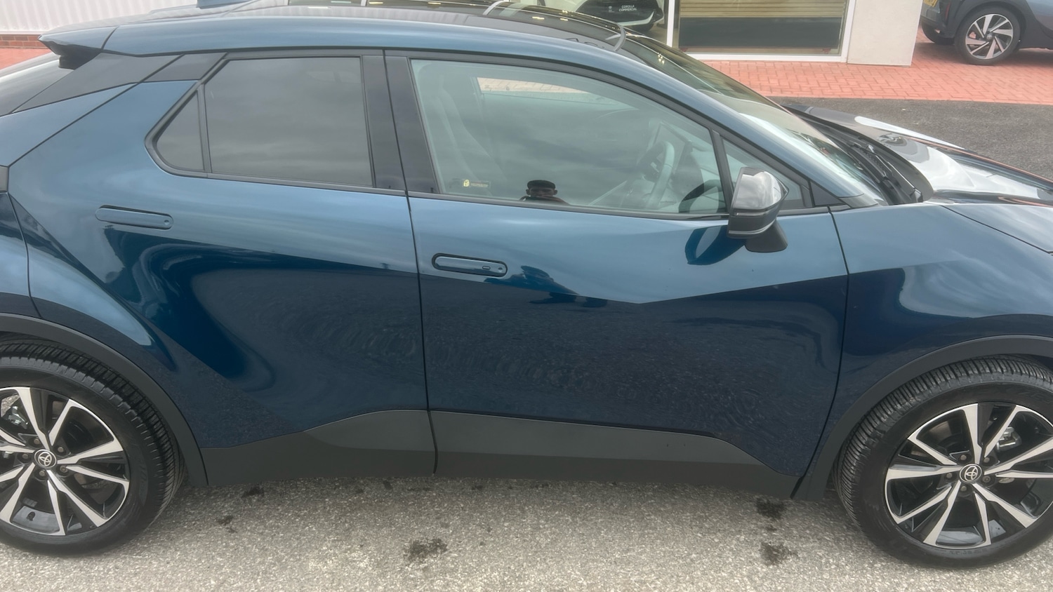 Used Toyota C-HR 2025 for sale - 76157673: Photo 22